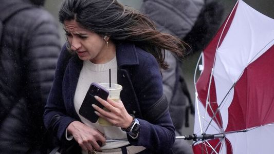Continúa el temporal en la Patagonia y las ráfagas de viento llegarán a Buenos Aires: las 5 provincias bajo alerta