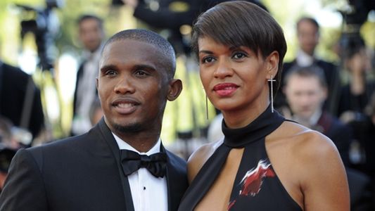 El topless de la mujer de Samuel Eto’o