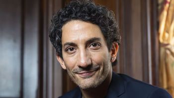 Juan Minujín brilla en Netflix con el estreno de la serie argentina más esperada y tiene 6 episodios