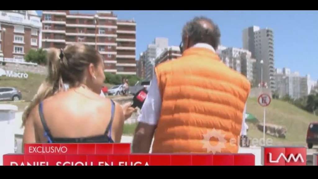 Daniel Scioli salió corriendo cuando le preguntaron por Gisela Berger