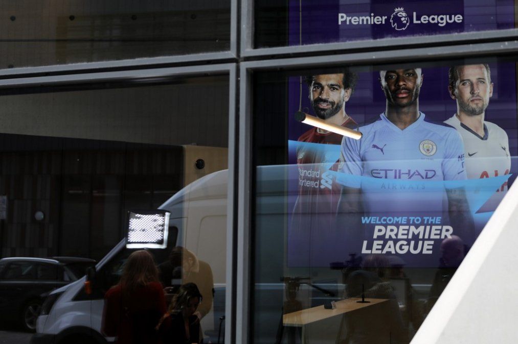La Premier League se sumó a otras ligas europeas y también decidió la suspensión del torneo