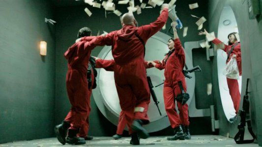 La Cámpora se subió al furor de La Casa de Papel para cantar contra Macri