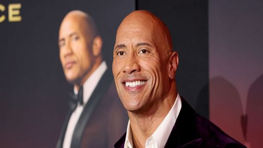 Dwayne La Roca Johnson sorprendió a su madre con un lujoso regalo para Navidad y su reacción se hizo viral