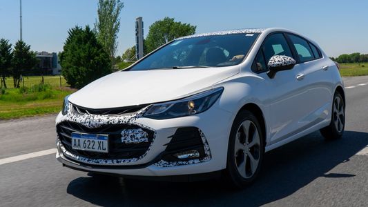 El Chevrolet Cruze RS está en la fase final de pruebas