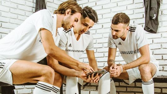 Cómo es el LinkedIn del fútbol: la app que conecta futbolistas con los mejores clubes del mundo