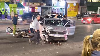Creyó que lo perseguían para robarle, cruzó en rojo y todo terminó en tragedia
