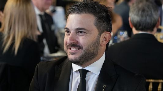 Martín Fierro 2022: el polémico discurso y gesto peronista de Diego Brancatelli