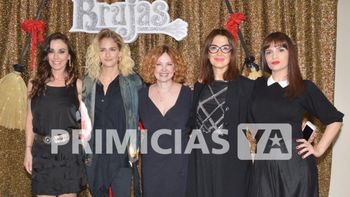 Andrea del Boca festejó junto a sus “Brujas” las 150 funciones de la obra