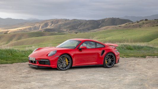 En agosto llega el Porsche 911 Turbo S. Potencia de 650 CV y de 0 a 100 Km/h en 2,7 segundos