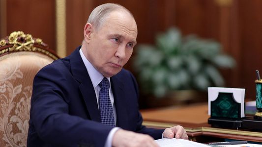 Putin fijó posición tras el cambio de poder en Irán y envió un fuerte mensaje al nuevo líder