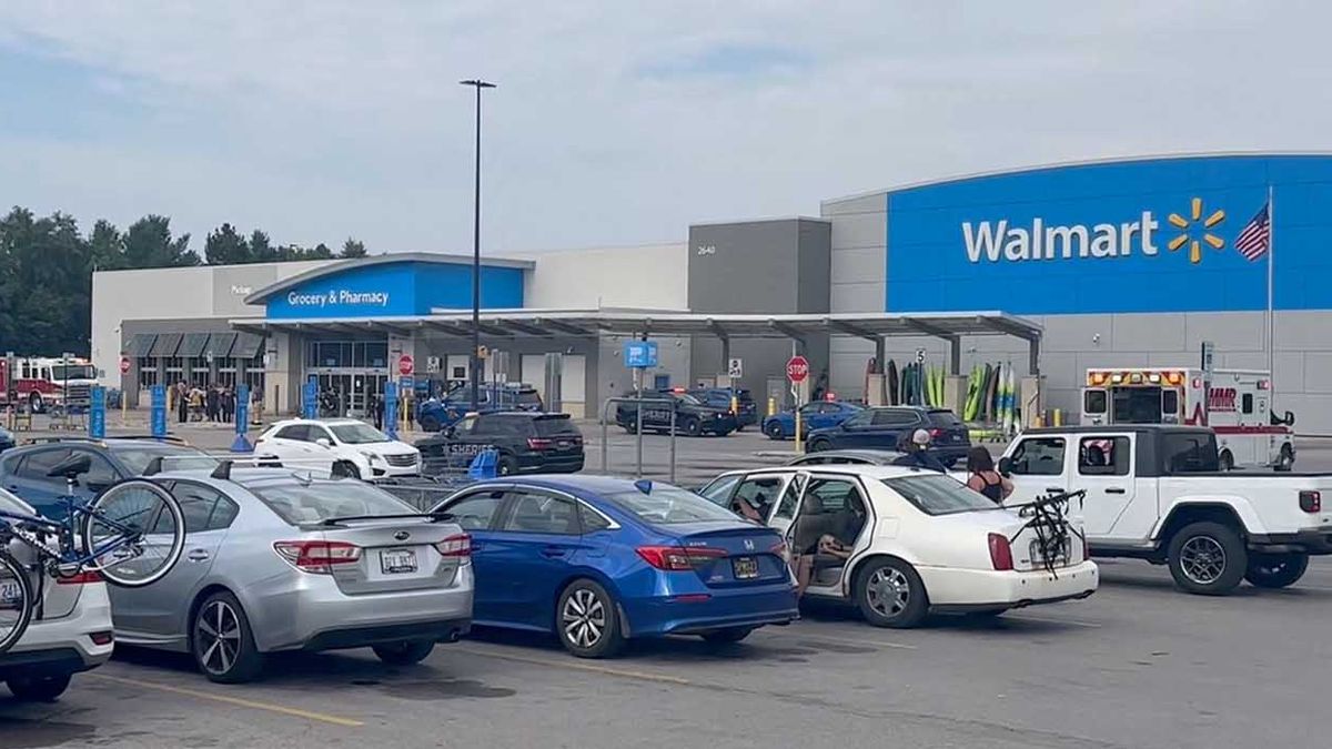 Terror en un supermercado de Michigan: 11 personas apu&ntilde;aladas en un ataque masivo dentro de un Walmart. (Foto: Reuters)