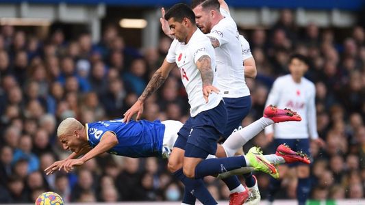 Sorpresa en el mercado de pases: Cuti Romero jugará en Tottenham con un archirrival brasileño