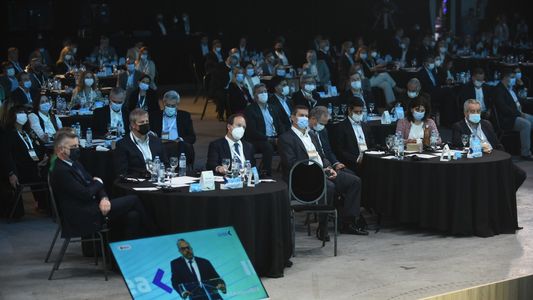 Coloquio de Idea: la mirada empresaria para crear empleo privado