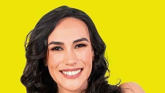 Silvia Flores le cantó al raudal