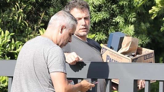 Solo, sin bañarse ni comer, los días de Ben Affleck como adicto al alcohol