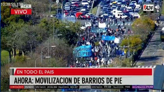 Marchas, olla popular y colapso del tránsito en el centro porteño