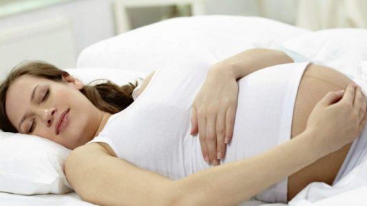 ¿Cómo dormir mejor en el embarazo?