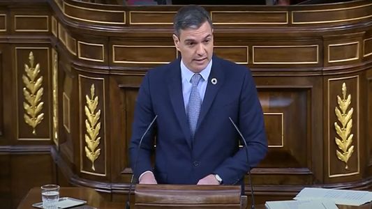 ¿Homenaje a Martín Guzmán? España busca aprobar un impuesto a la renta extraordinaria para salir de la crisis