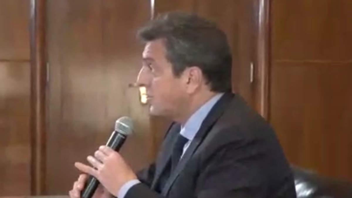 El video de Sergio Massa por la falta de neumáticos: No podemos ser rehenes. (Captura)