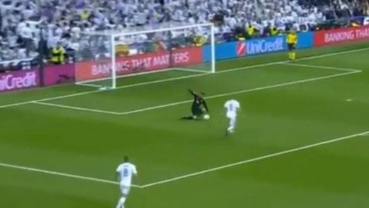 Real Madrid-Bayern Munich: el video del insólito error del arquero Ulreich que permitió el gol de Benzema en la Champions League