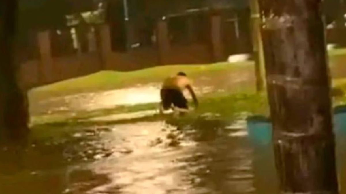 Jugaba en el agua y murió electrocutado: tragedia en Tucumán en medio del temporal