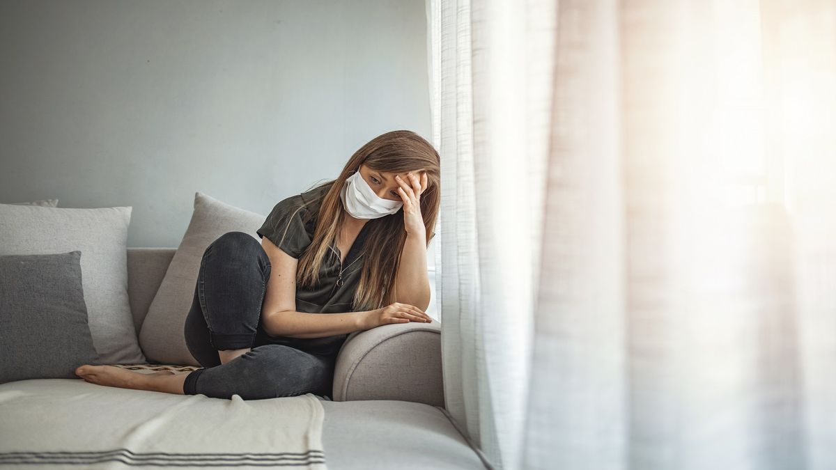 El efecto emocional de la pandemia y sus consecuencias se mantiene, afectando especialmente a quienes viven solos.&nbsp;