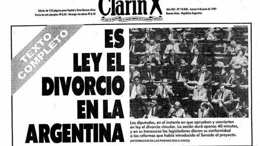 El divorcio y el matrimonio igualitario: las otras leyes que dividieron a la sociedad en debates que hoy parecen prehistóricos