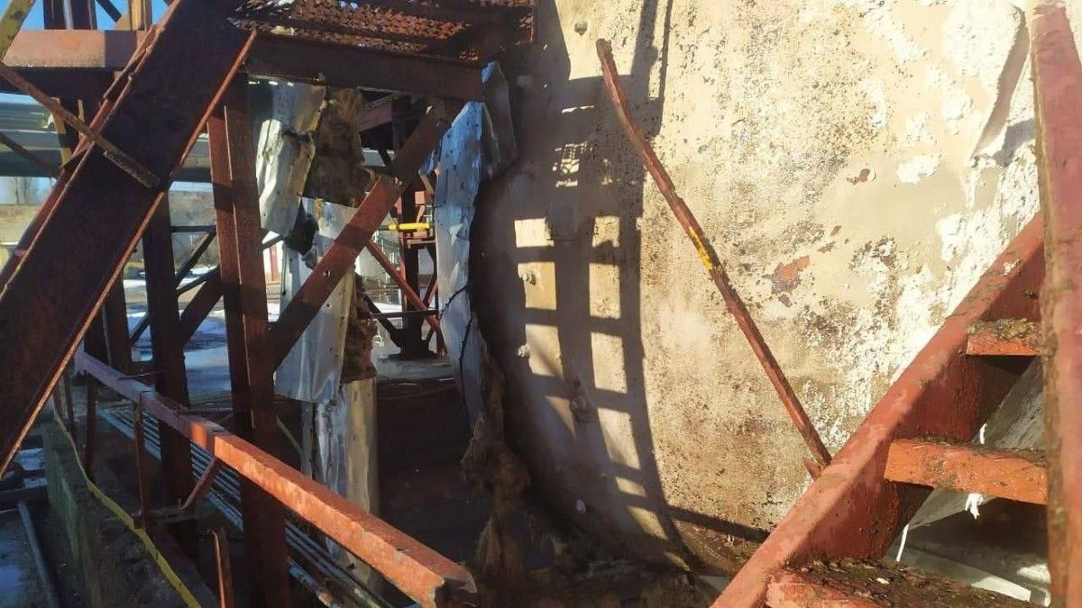 Así quedó la planta química tras un ataque ruso a la ciudad de Sumy