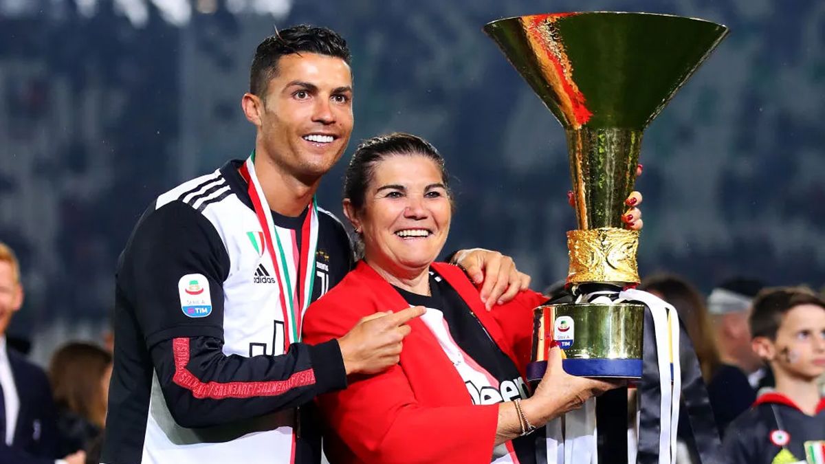 Cristiano Ronaldo y su mamá