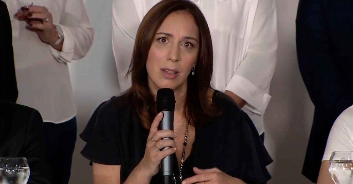 Rodeada de familiares de víctimas, Vidal presentó un plan para despolitizar la Justicia y recortar las salidas transitorias
