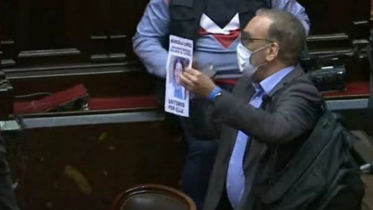 Otra de Fernando Iglesias: tras el escándalo en diputados, ahora se peleó con los seguidores de Javier Milei