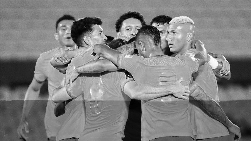 Brasil le ganó 2-0 a Uruguay en Montevideo y es el líder perfecto de las Eliminatorias