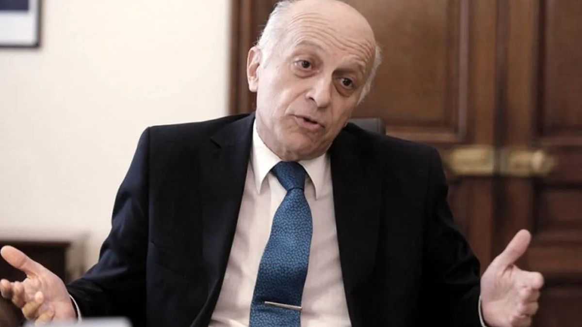 Eduardo Casal dictaminó que no es competencia de la Corte Suprema intervenir en la reelección de intendentes bonaerenses. (Foto: Telam).