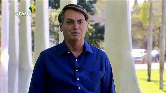 Llueven las críticas contra Bolsonaro tras dar positivo y un grupo de periodistas amenaza con demandarlo judicialmente