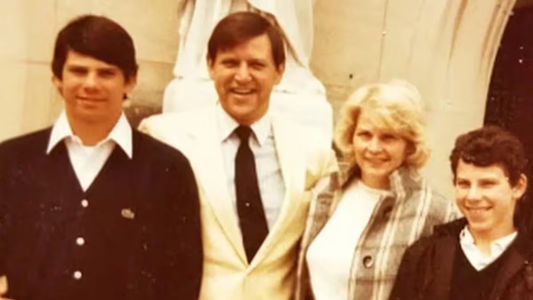 NETFLIX: conocé la historia real de los hermanos Menéndez que te helará la sangre