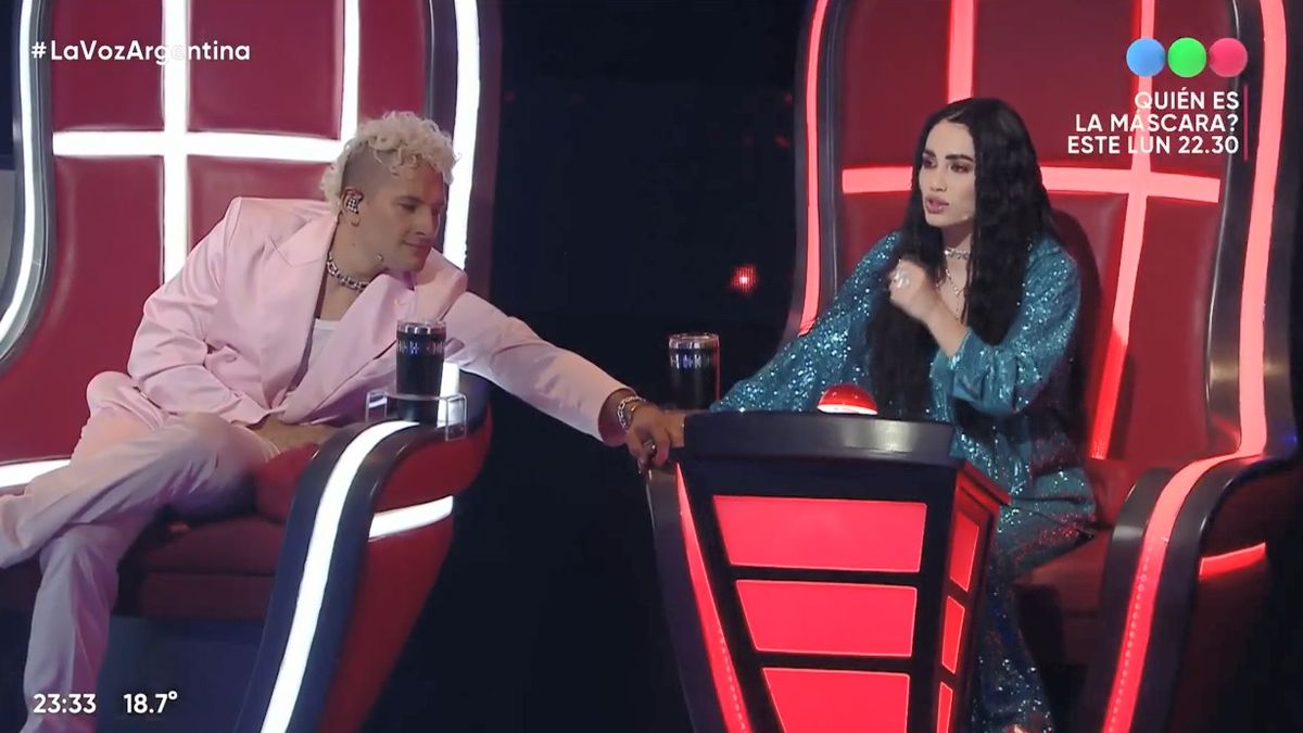 La emoci&oacute;n de Lali Esp&oacute;sito y Mau Montaner frente a Octavio Muratore en los cuartos de final de La Voz Argentina 2022.