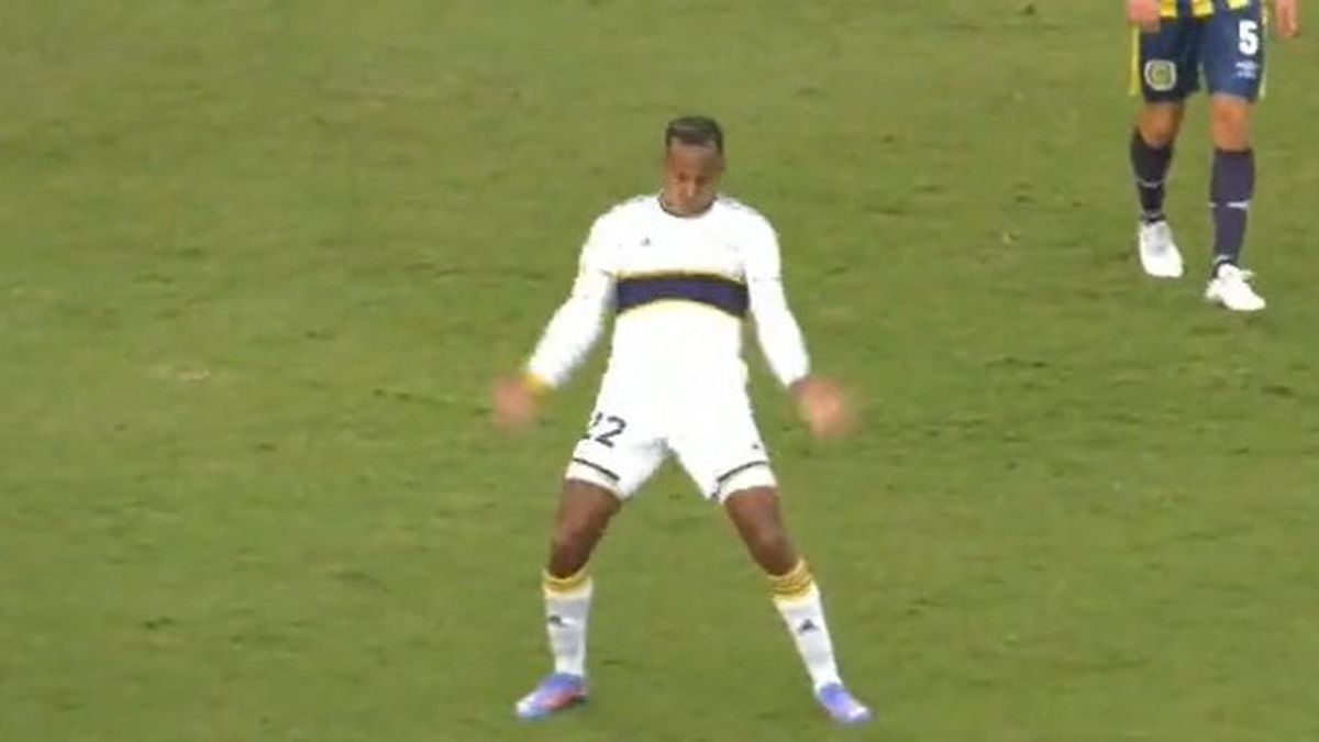 Villa se despachó con una serie de movimientos que quedaron en el ojo de la tormenta. (Foto: Captura video) 