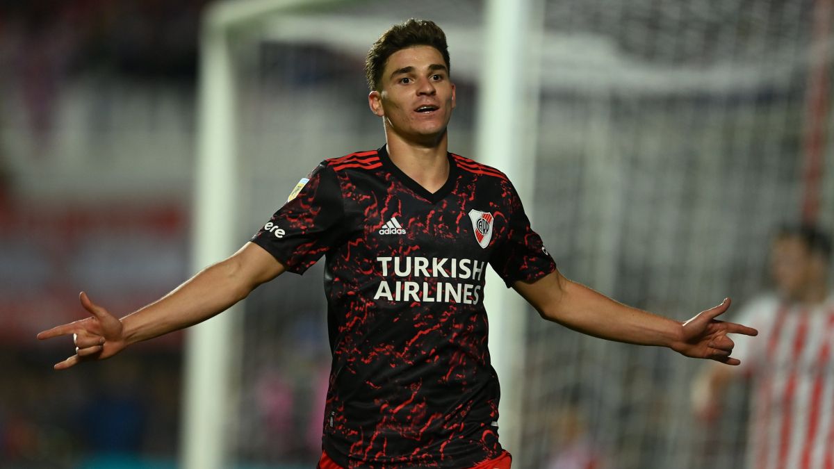Julián Álvarez fue la gran figura de River.