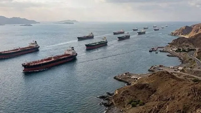 Tensión en el Estrecho de Ormuz: Irán volvió a cerrar el paso y apunta al bloqueo de Donald Trump