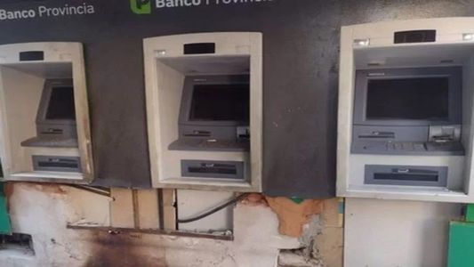 Misterio: detonaron un cajero automático cerca del Ministerio de Salud bonaerense