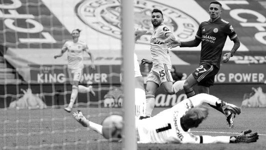 El Leeds de Bielsa dio el golpe y logró un triunfazo como visitante frente a Leicester