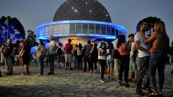El Planetario cumple 55 años: historias y actividades gratuitas en el teatro de la astronomía de la Ciudad