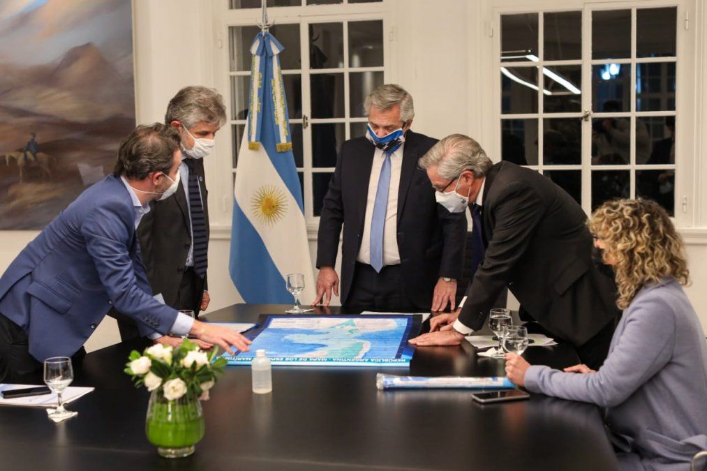 Coronavirus, expropiaciones y economía: retratos de un gobierno paralizado que deja todo librado al azar