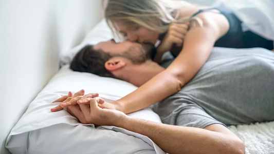 Pasión clandestina en la puerta del colegio: mamá aburrida, un joven papá y una nefasta equivocación