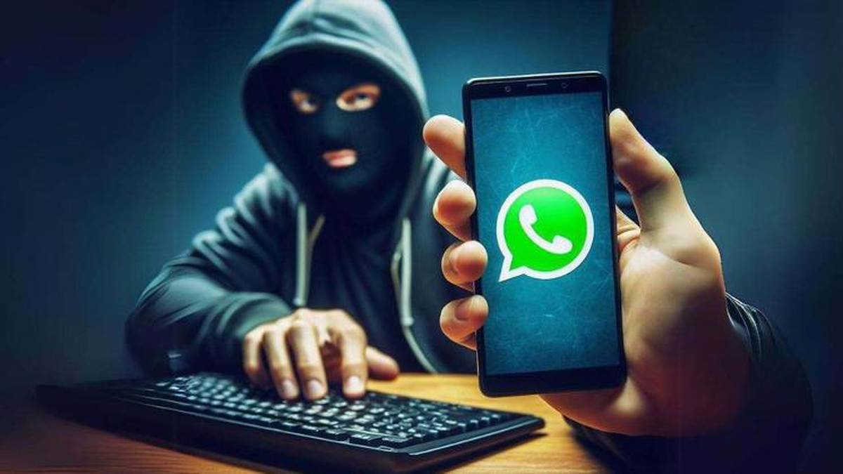 Los ciberdelincuentes usan números desconocidos para acceder a datos y realizar fraudes en WhatsApp. Foto: Internet.