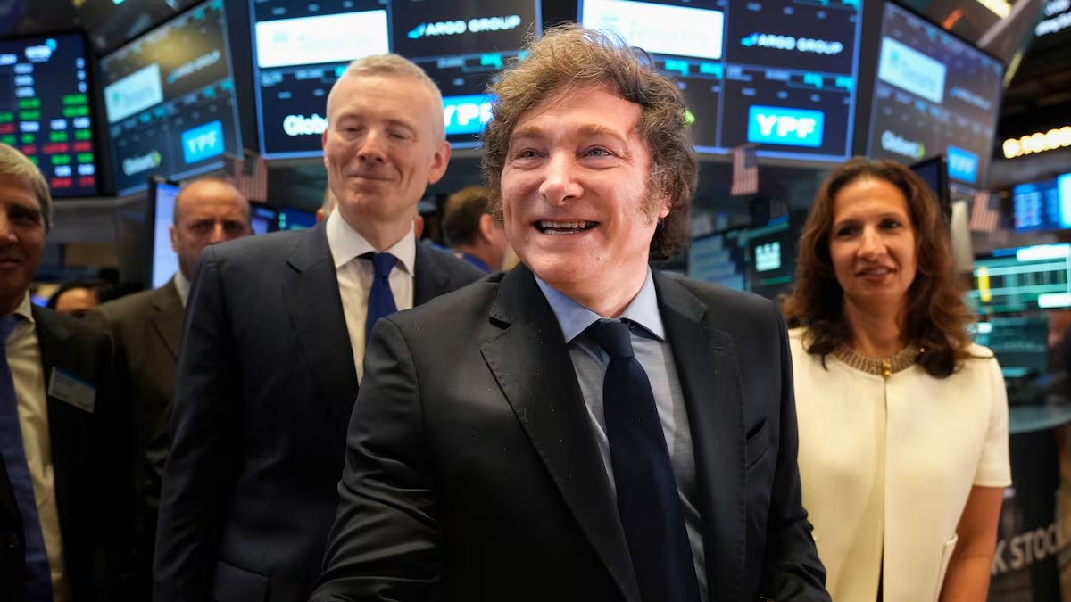 Milei y ANSES dieron una gran noticia: bono de $117.000 Milei y ANSES dieron una gran noticia: bono de $117.000