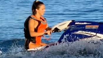 El accidente de Flor Vigna mientras practicaba jet ski: Venia pistiando como un campeón