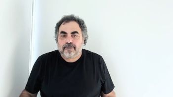 Impresionante adaptación de Roberto Moldavsky del tema Me sube la bilirrubina