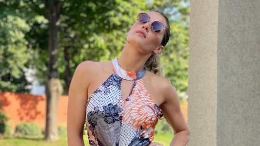 A Mica Viciconte casi se le ve todo en la previa de móvil en Carlos Paz