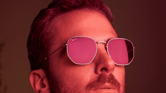 Iván Zavala estrena su nuevo material Soltar